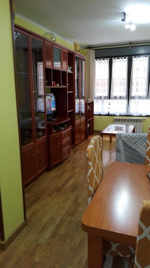 Amplio Loft Con Plaza De Garaje Apartment Cangas de Onis Bilik gambar