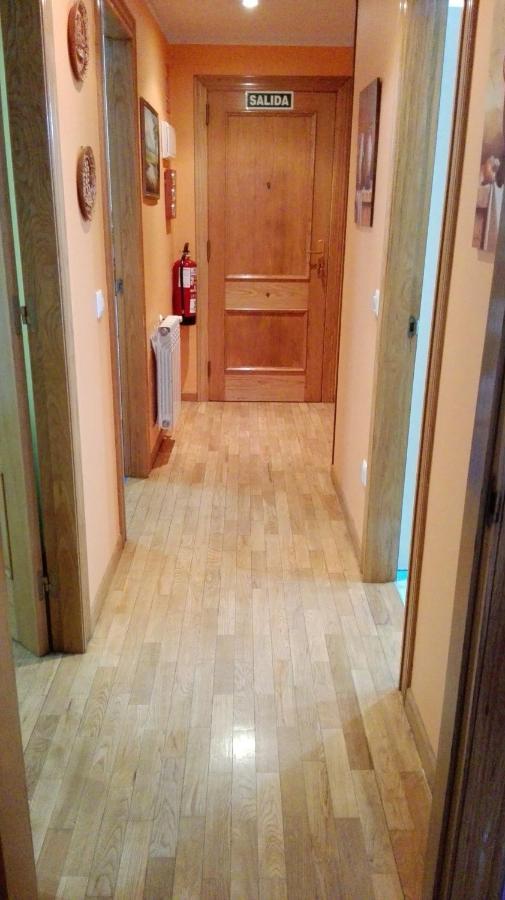 Amplio Loft Con Plaza De Garaje Apartment Cangas de Onis Bilik gambar
